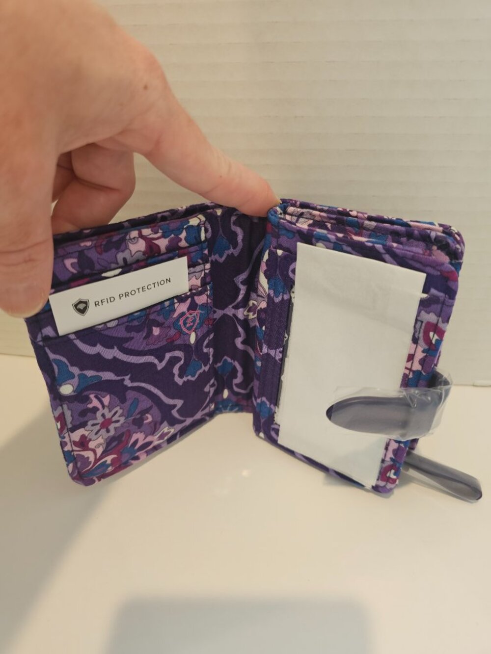 NWT Vera Bradley Iconic RFID Small Wallet Regal Rosette Purple Paisley White - Picture 4 of 8